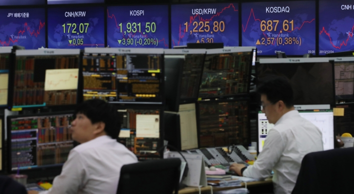 Seoul stocks open lower on looming resurgence of virus cases