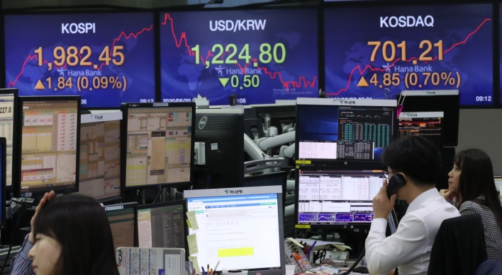 S. Korean stocks open higher, bucking Wall Street losses
