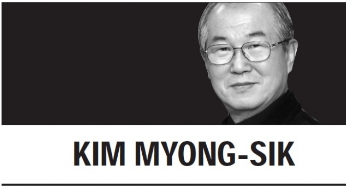 [Kim Myong-sik] S. Korean military costs a lot, loses trust