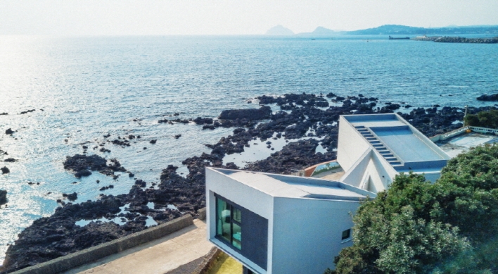 Koreans eye Jeju Island pensions according to Airbnb wish list