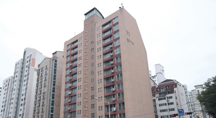 Local PEF’s purchase of Gangnam apartments grabs market attention