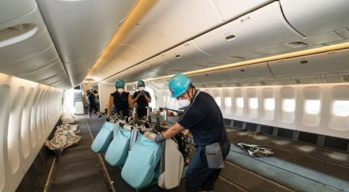 Korean Air begins using converted planes to transport cargo