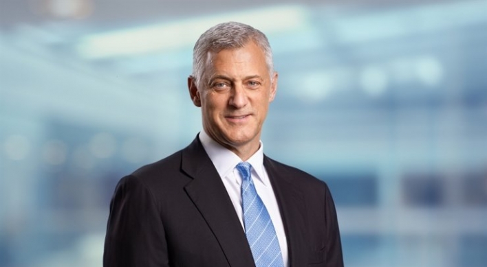 Standard Chartered CEO cements partnership with S. Korean fintech leaders