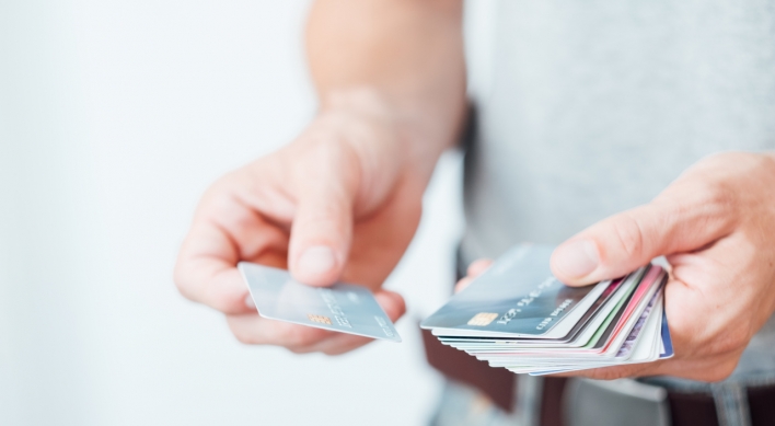 More than half of card loan users juggle multiple debts