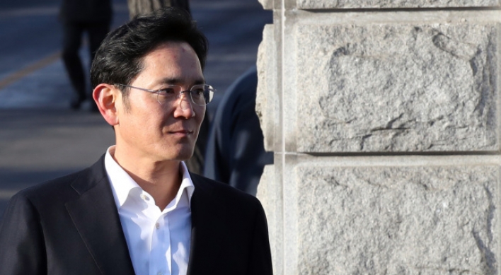 [News Focus] Heir’s legal challenges cast shadow over new era at Samsung