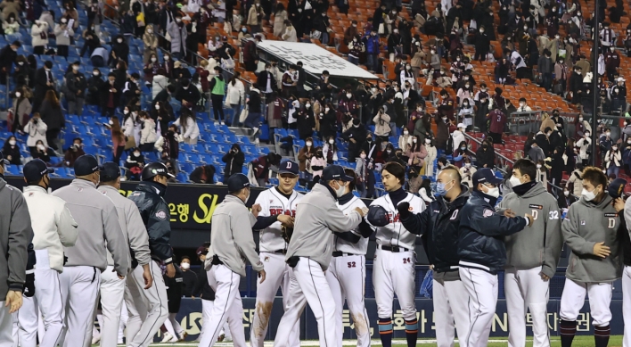 Two starters for Bears shortlisted for KBO's top player award for Oct.