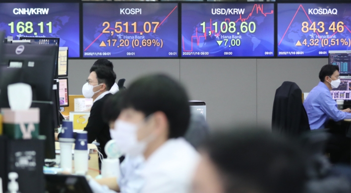 Seoul stocks open sharply higher on chip, auto gains