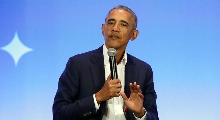 Obama memoir sells a record 1.7m copies in first week