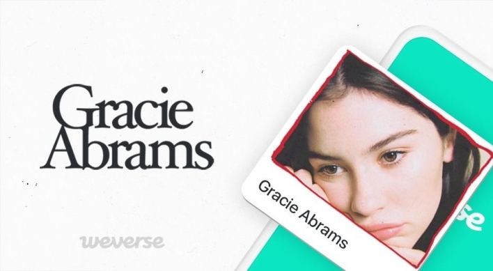 Gracie Abrams joins fan community Weverse