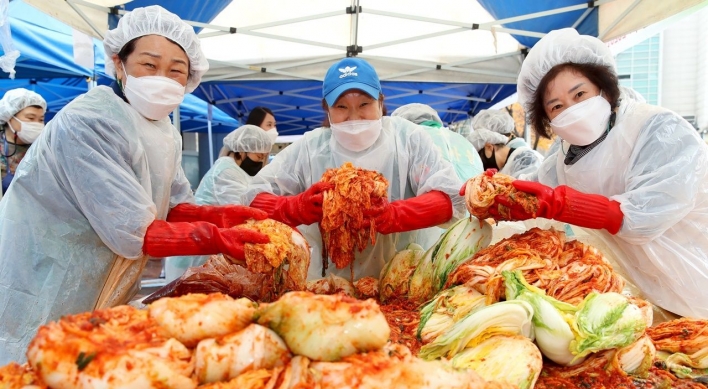 S. Korea refutes China's claim on industrial standard for kimchi