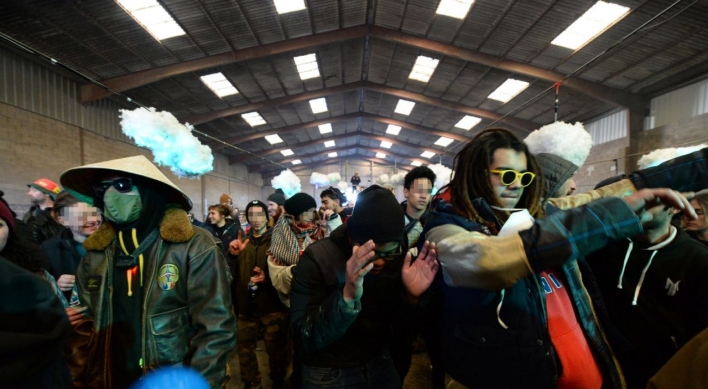 프랑스 '광란의 신년파티' 36시간만에 종료…1천200여명 과태료