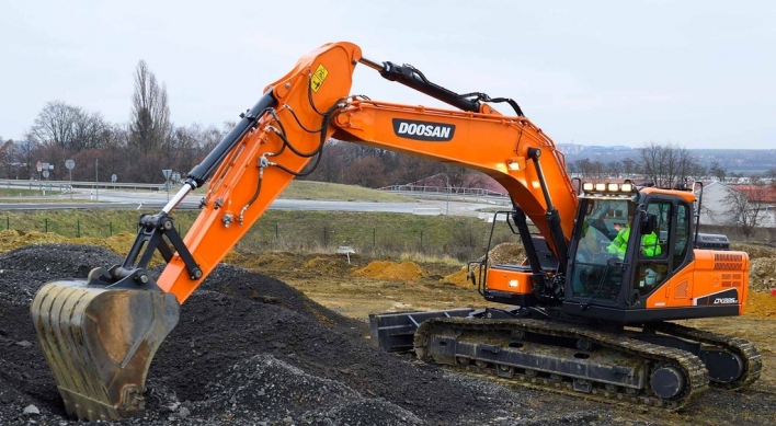 Doosan Infracore wins large-scale excavator order from French firm