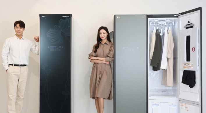 [Eye on Business] 10th anniversary of Styler: Electronic closet invented by LG creates new market