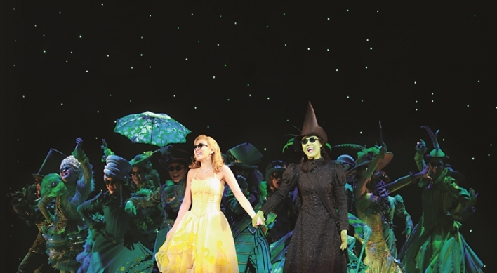 [Herald Review] Green-skinned witch makes ‘Wicked’ return