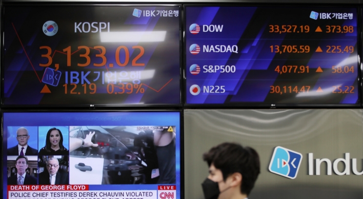 S. Korean households’ stock investment hits record-high