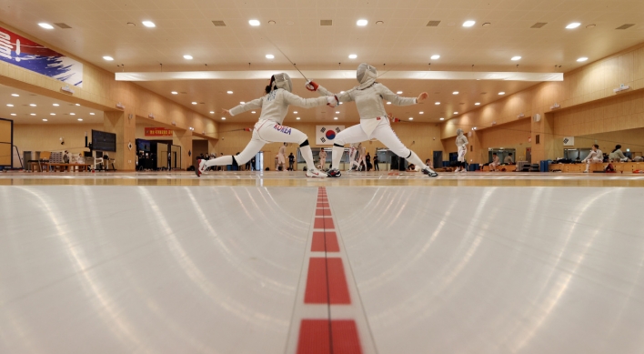 Olympic veteran believes fencing team can live up to hype in Tokyo