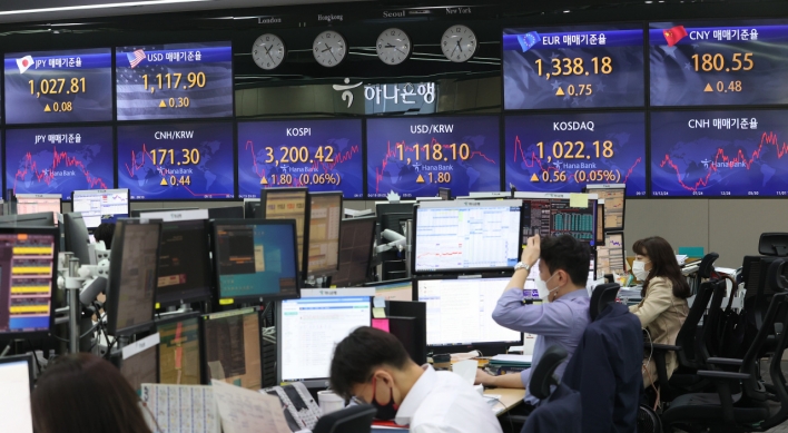 Seoul stocks nearly flat on valuation pressure