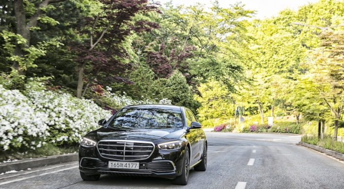[Behind the Wheel] Mercedes-Benz S-Class returns with smart technology twist