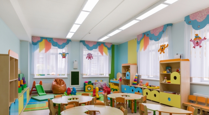 Local offices seek subsidies for foreign kindergarteners