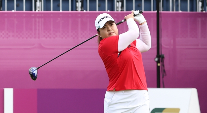 [Tokyo Olympics] Defending champion overcomes nerves for solid opening round in women's golf