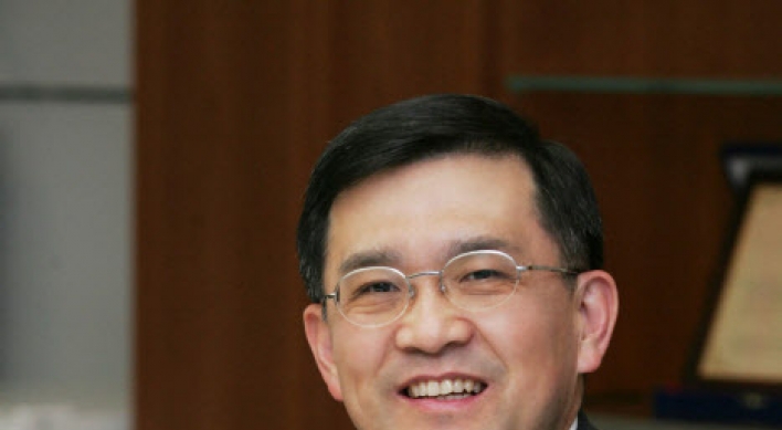 Ex-Samsung CEO appointed as chairman of board at SNU Holdings