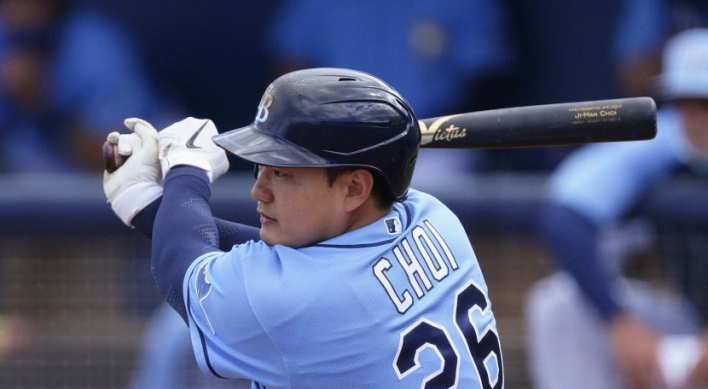 Choi Ji-man to stay with Rays on new one-year deal