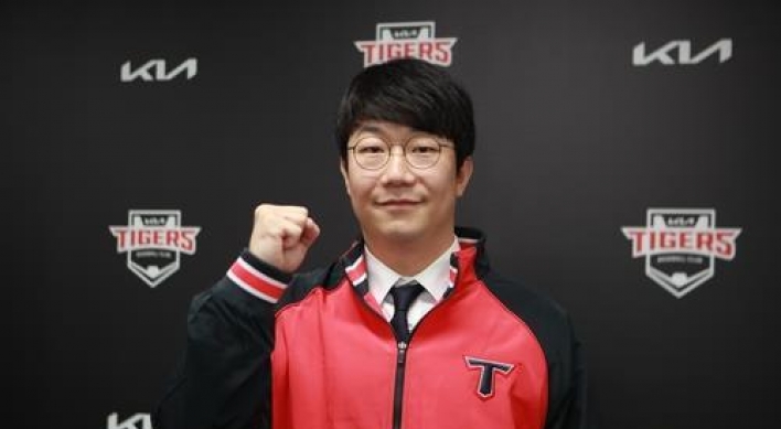 Ex-MLB pitcher Yang Hyeon-jong rejoins Kia Tigers on 4-year deal