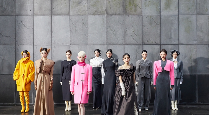Physical shows’ return at Seoul Fashion Week reinvigorates stagnant fashion industry