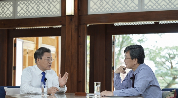 Moon Jae-in to talk about 5 years of presidency on TV show