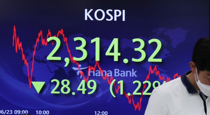 Seoul shares open lower on recession fears; Korean won sharply down