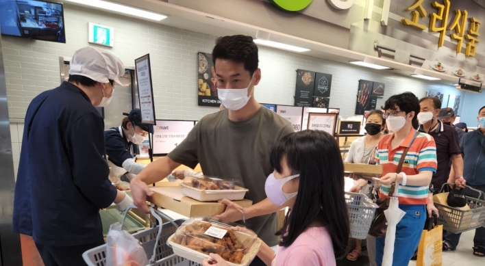 Koreans debate which price is right for beloved fried chicken