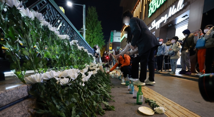 Celebrities and stars express condolences over Itaewon tragedy
