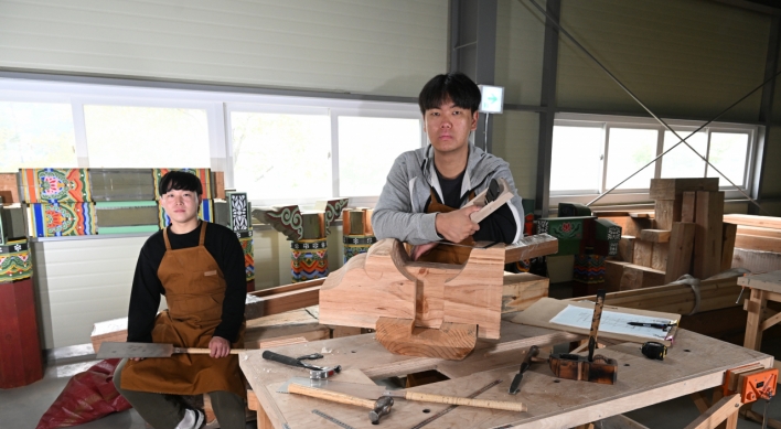 [Eye Plus] Working with timber to capture traditional Korean heritage