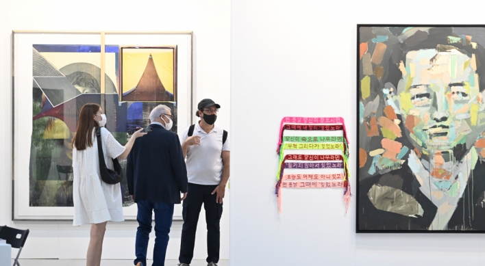 [Feature] Galleries cautiously optimistic amid possible economic recession