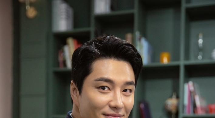 [Herald Interview] Musical actor Min Woo-hyuk shows emotional Ahn Jung-geun in 'Hero'