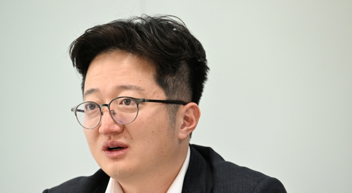 [Herald Interview] Align Partners CEO faces off against SM founder, Hybe