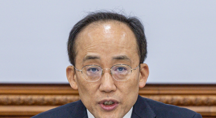 Finance minister urges close attention to China's reopening