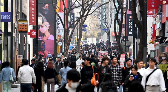 [Weekender] Foreign tourists flock back to Myeong-dong