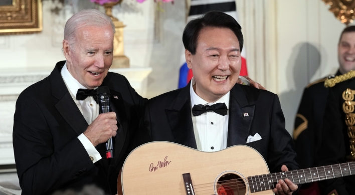 President Yoon belts out 'American Pie' at state dinner