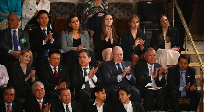 [Photo News] Hyundai chair at Yoon’s US Congress speech