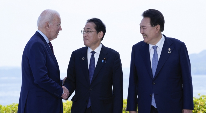 Yoon, Biden, Kishida hold summit in Hiroshima