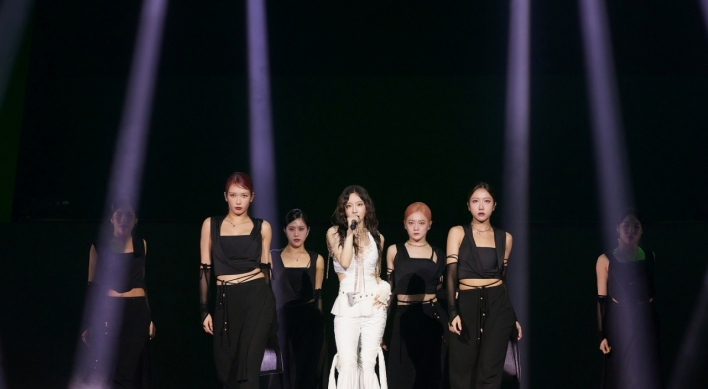 [Herald Review] K-pop diva Taeyeon leaves audience in awe with a cappella performance