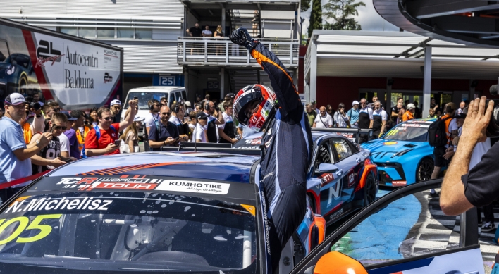 [Photo News] Hyundai wins TCR in Italy