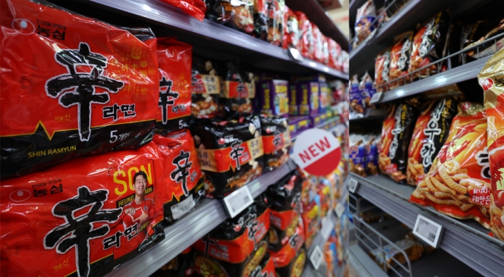 Nongshim, Samyang succumb to pressure, cut prices of products