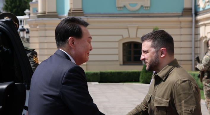 In Kyiv, S. Korean leader pledges increased military aid to Ukraine