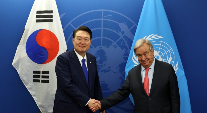 Yoon, UN chief reaffirm cooperation on NK denuclearization, human rights