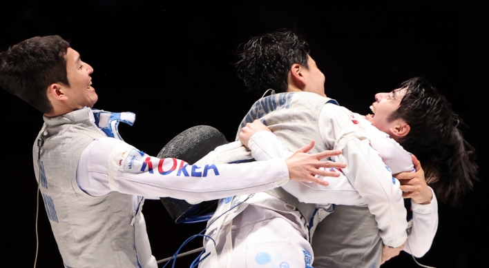 S. Korea wins gold in men's team foil fencing