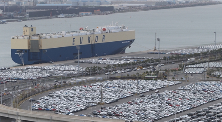 Exports of passenger cars up 16 pct in Q3 on eco-friendly models