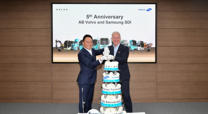 Samsung SDI, Volvo Trucks vow to enhance battery partnership