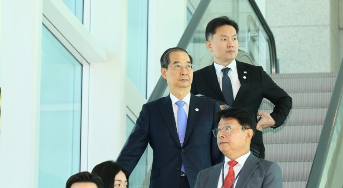 In France, PM rallies support in final push for Busan Expo 2030